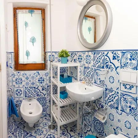 La Casetta Linda - New 2 Bedroom In With Seaview Terrace