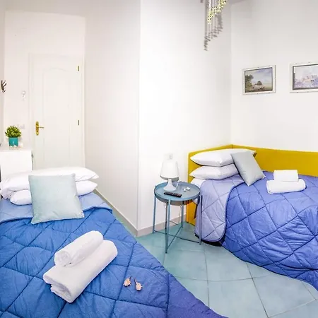 La Casetta Linda - New 2 Bedroom In With Seaview Terrace 소렌토
