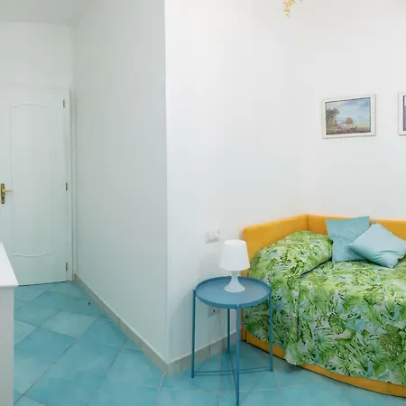 아파트 La Casetta Linda - New 2 Bedroom In With Seaview Terrace *