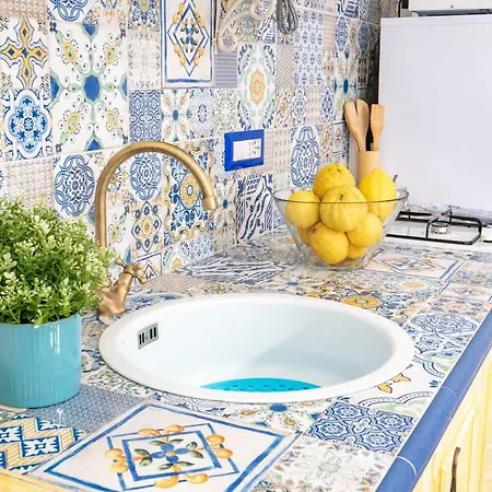 La Casetta Linda - New 2 Bedroom In With Seaview Terrace Sorrento