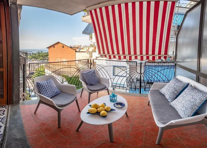 La Casetta Linda - New 2 Bedroom In With Seaview Terrace شقة سورينتو